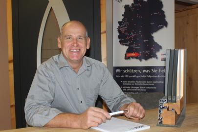 Beratung von Manfred Wild mit Fenstermuster